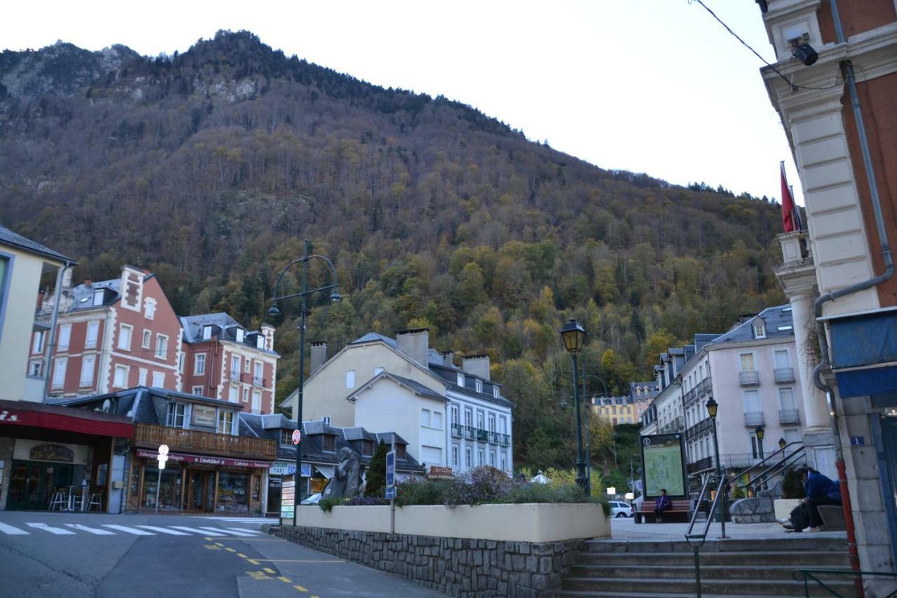 Petit Studio Dans Immeuble De Caractere Apartment Cauterets Exterior photo
